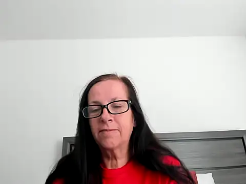 peachgoddess online show from 11-28-25, 02:39