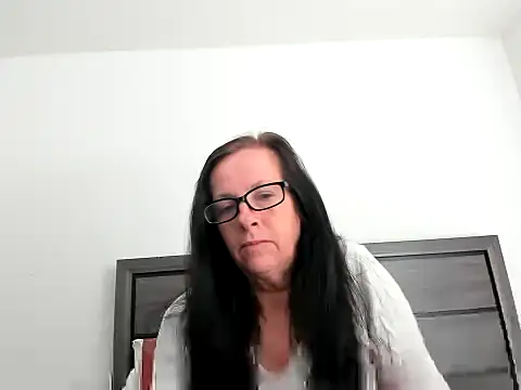 peachgoddess online show from 11-22-25, 02:16