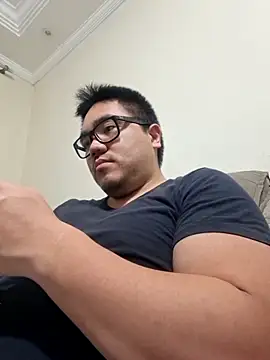 awesometeacher33 online show from 06-18-26, 03:27