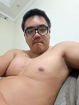 awesometeacher33 online show from 05-04-26, 04:10