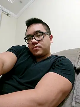 awesometeacher33 online show from 10-25-25, 04:00