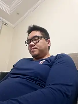 awesometeacher33 online show from 06-17-26, 02:55