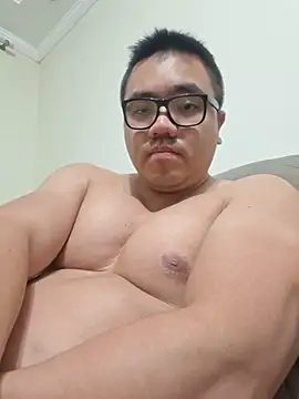 awesometeacher33 online show from 07-10-26, 03:17