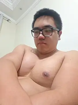 awesometeacher33 online show from 05-06-26, 04:44