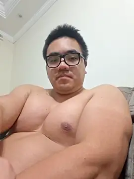 awesometeacher33 online show from 05-08-26, 03:54