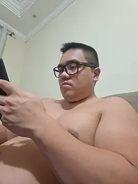 awesometeacher33 online show from 07-03-26, 03:46