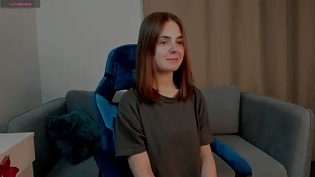 Snapshot of Velvetmimic_ chatting on 03-15-25, 01:51 Velvetmimic online show from 03-15-25, 01:51