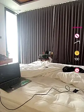 DarkVelvet online show from 05-14-26, 03:58
