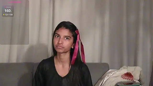 YuliethPetite online show from 02-11-26, 12:10