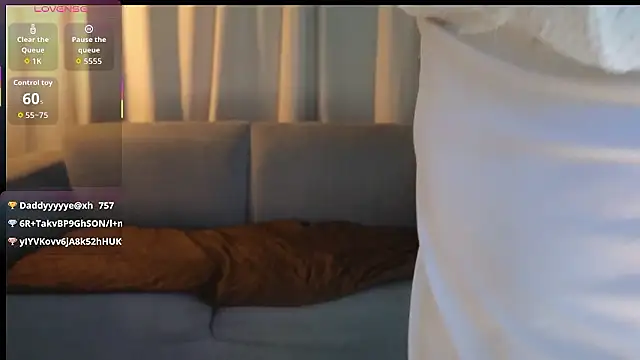 YuliethPetite online show from 01-07-26, 11:15