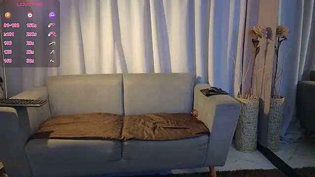 YuliethPetite online show from 03-03-26, 12:01