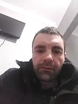 Snapshot of MaksDzubaV chatting on 02-25-26, 11:37 MaksDzubaV online show from 02-25-26, 11:37