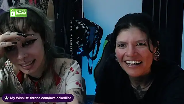 Snapshot of lovelockedlips chatting on 05-23-26, 04:00 lovelockedlips online show from 05-23-26, 04:00