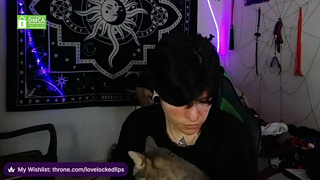 Snapshot of lovelockedlips chatting on 11-29-25, 12:33 lovelockedlips online show from 11-29-25, 12:33