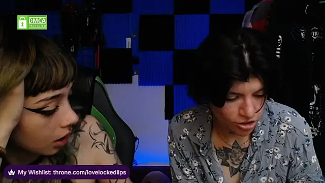 Snapshot of lovelockedlips chatting on 05-09-26, 06:22 lovelockedlips online show from 05-09-26, 06:22