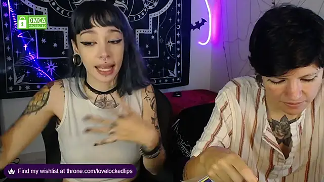 Snapshot of lovelockedlips chatting on 11-12-25, 09:07 lovelockedlips online show from 11-12-25, 09:07