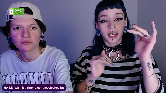 Snapshot of lovelockedlips chatting on 01-13-26, 01:42 lovelockedlips online show from 01-13-26, 01:42