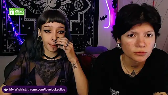 Snapshot of lovelockedlips chatting on 12-03-25, 02:23 lovelockedlips online show from 12-03-25, 02:23