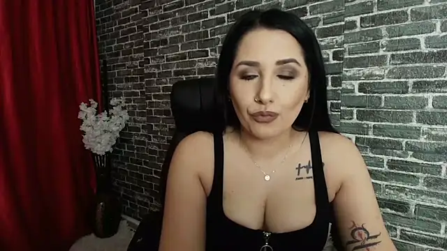 missdyaa online show from 10-07-25, 09:38