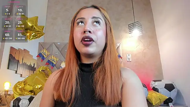 Snapshot of kailinmoonx chatting on 06-16-26, 12:49 kailinmoonx online show from 06-16-26, 12:49