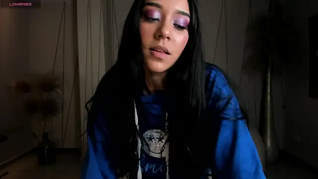 AmaliaCrus online show from 09-18-25, 08:45