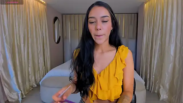 AmaliaCrus online show from 01-05-26, 08:12