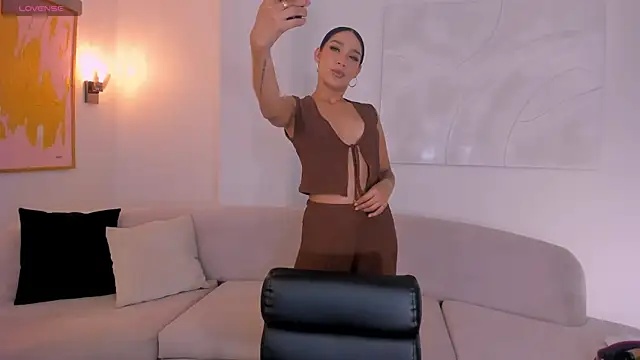 AmaliaCrus online show from 02-25-26, 07:25