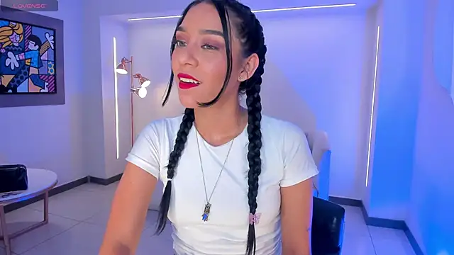 AmaliaCrus online show from 09-28-25, 11:44