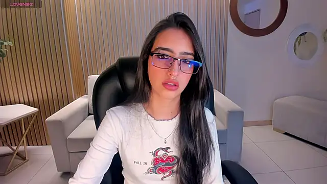 LarisaSmirnov online show from 10-22-25, 04:45