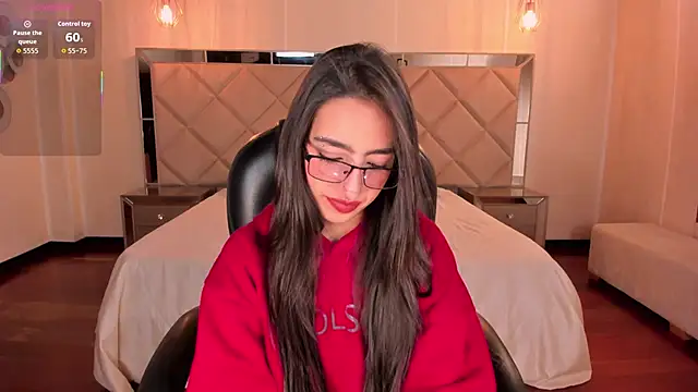 LarisaSmirnov online show from 01-10-26, 04:19