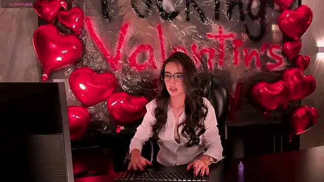 LarisaSmirnov online show from 02-12-26, 04:45