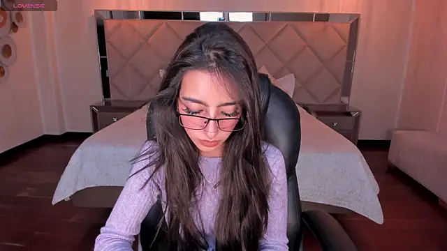 LarisaSmirnov online show from 11-03-25, 05:45