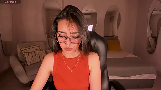 LarisaSmirnov online show from 11-12-25, 03:43