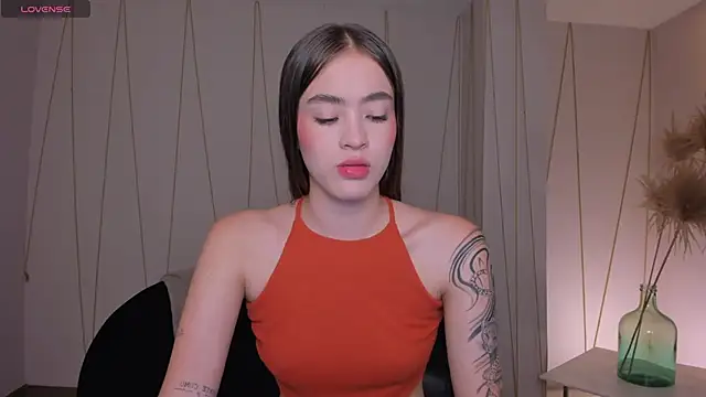 Snapshot of MaiaCollins chatting on 02-06-26, 11:28 MaiaCollins online show from 02-06-26, 11:28