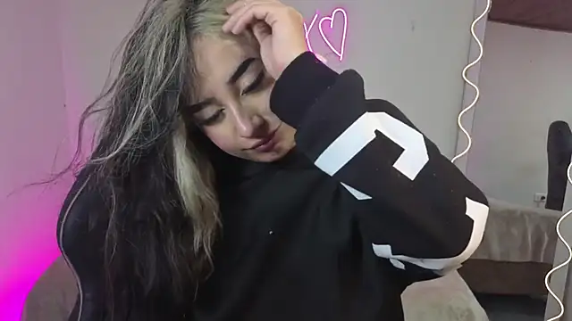 Malory tay1 online show from 11-15-25, 06:56