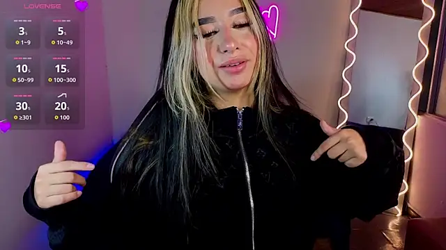 Malory tay1 online show from 10-15-25, 07:11