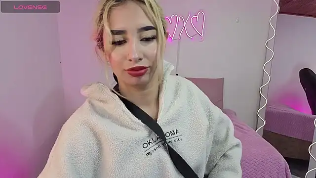 Malory tay1 online show from 01-07-26, 07:08