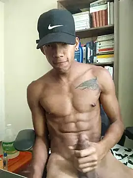 Snapshot of Aronbbc chatting on 03-18-25, 02:17 Aronbbc online show from 03-18-25, 02:17