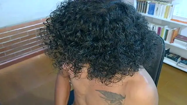 Snapshot of Aronbbc chatting on 02-23-26, 05:35 Aronbbc online show from 02-23-26, 05:35