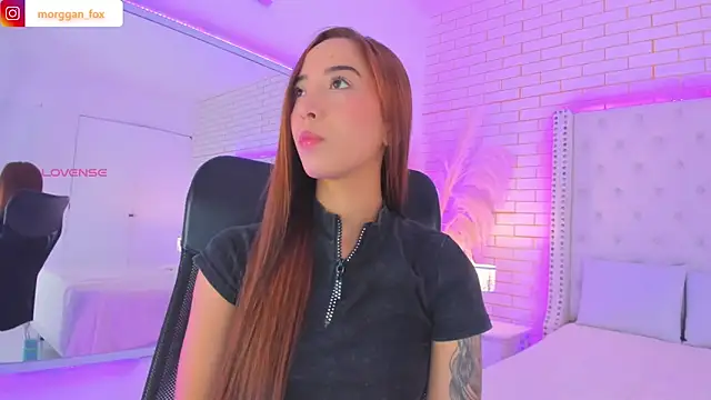 Snapshot of Morggan_Fox_ chatting on 09-24-25, 03:57 Morggan Fox  online show from 09-24-25, 03:57