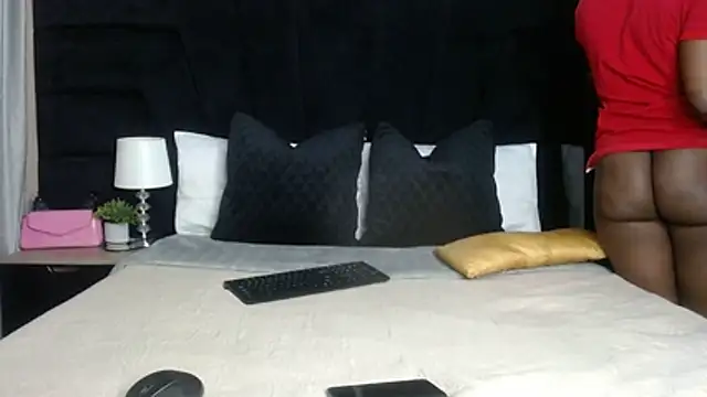 sexdevolxx online show from 06-01-26, 02:39