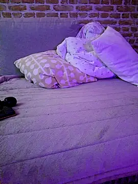 Snapshot of naturliebe chatting on 04-13-26, 06:28 naturliebe online show from 04-13-26, 06:28