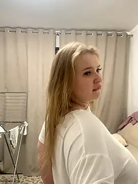 Amy Sky  online show from 10-22-25, 06:51