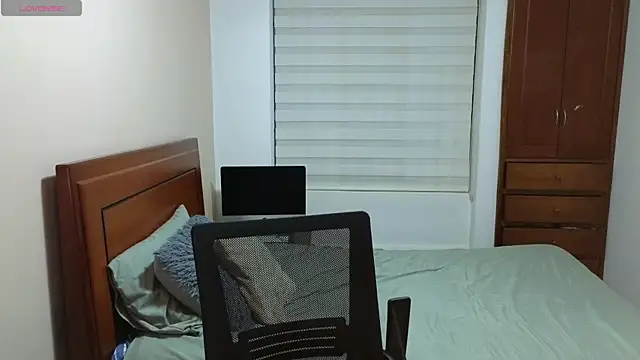 hardaftercum online show from 10-11-25, 10:33