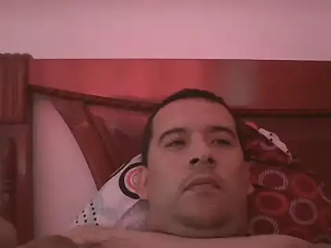 Snapshot of 3L-1NG3 chatting on 03-14-25, 04:19 3L-1NG3 online show from 03-14-25, 04:19
