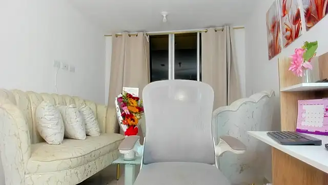 karol f00x online show from 11-15-25, 01:53