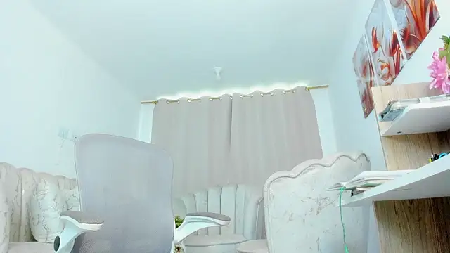 karol f00x online show from 01-10-26, 03:40