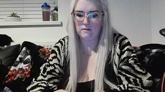 Sizzling Indie36 online show from 10-08-25, 08:20