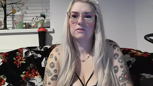 Sizzling Indie36 online show from 10-24-25, 08:52