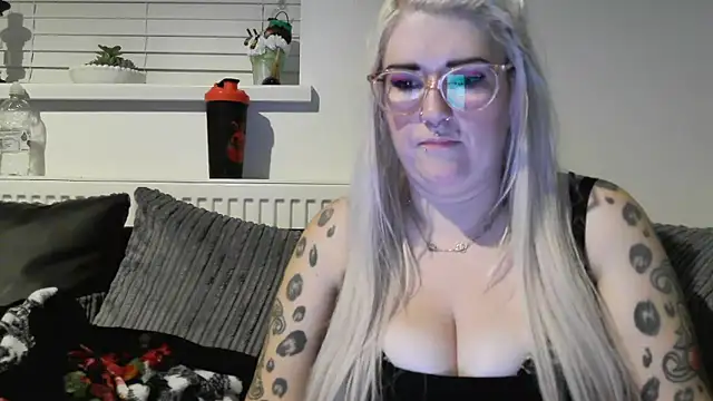 Sizzling Indie36 online show from 10-03-25, 10:00